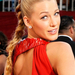 blake-lively-emmy-awards-2009-03